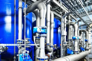 Ultrasonic Sensor with Blanking Distance in a Tank Application