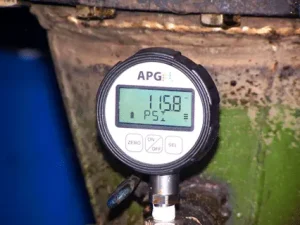 Pressure Gauge Mounted